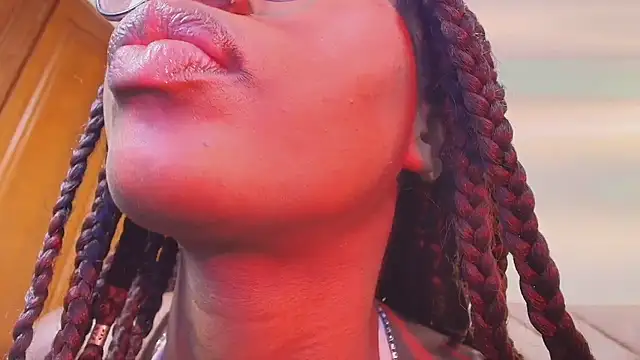 Raquel_jones - Bye panty +Clap me ass un you face😈🙈