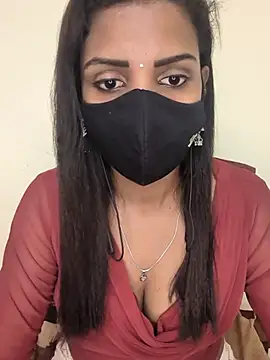 Tamil_Riya143 - Boobs oil massage show