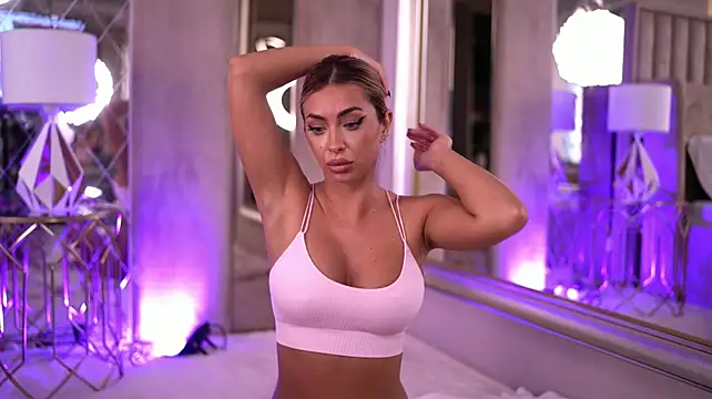 EmmaEmber - Keep this pussy hot and wet