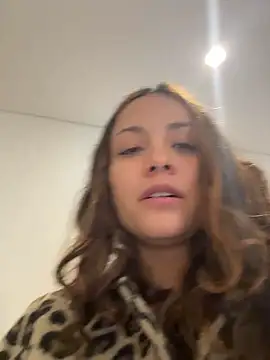 Megan_Rodrigo - Squirt