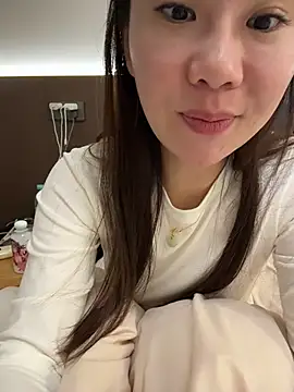 Yioyio-666 - jj抽插1分钟，最后完成任务可得小粉控制1分钟