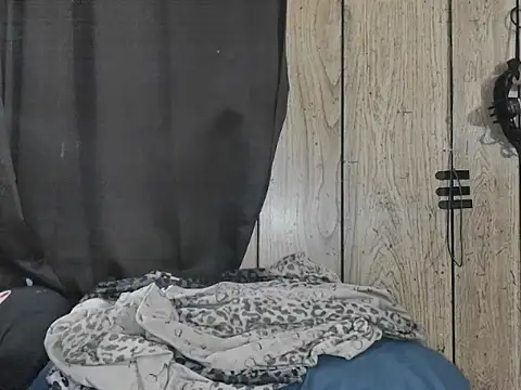 Ladylynn13 - 5min Dildo Pussy+Name On Tits