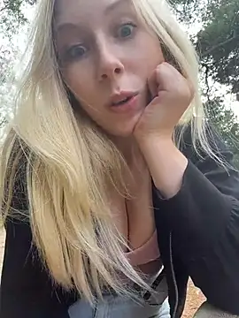 TrueSexyCrime - Walk on the street with boobs out