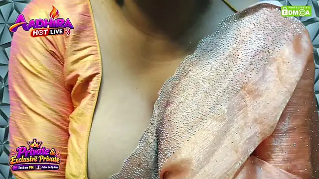 AADHIRA_SOUTH_INDIA - Hot Navel Dance