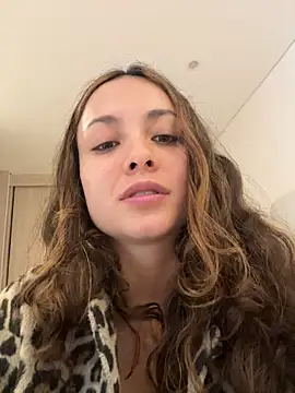 Megan_Rodrigo - Squirt