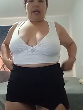 LatinaCalienteMilf - Show dance sexy and masturbacion!