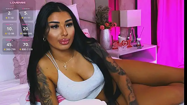 LaylaVixenn - warm me up