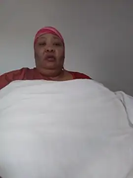 Nancy111 - Make Me cum and squit in my toy