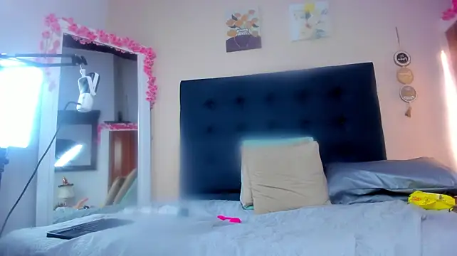 Helena_April - creamy ass hole 🍑🔥