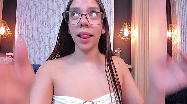 Luna_reeed - FUCK PUSSY MISSIONARY POSITION