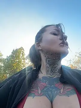 Krysstal003 - Bj dildo tits out+vid last tipper