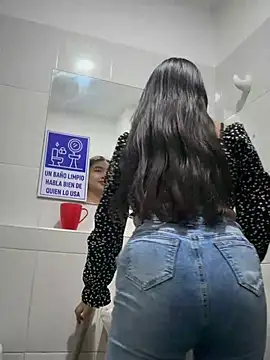 _Sarah-Office1 - Make my SQUIRT 💦💦💦