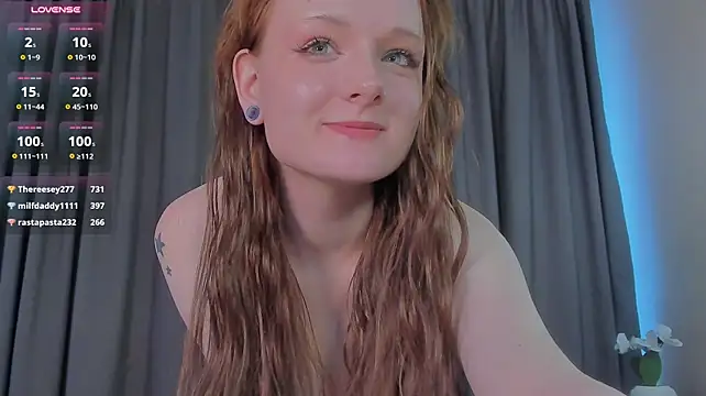 Miraletta - SPREADING MY SWEET HOLES WITH HANDS