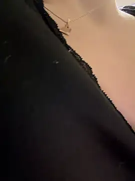 Kitty_sixseven - CLOSE UPP DOGGY IN PANTIES