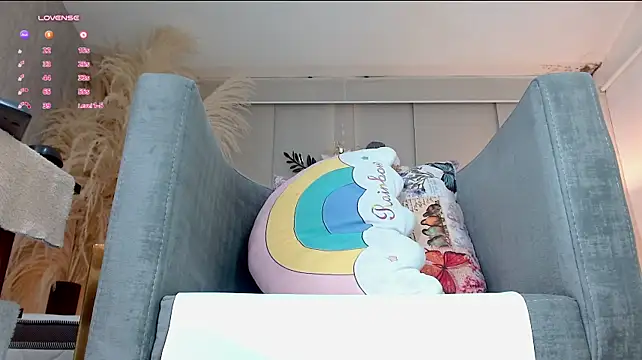 Adara_le - 4 fingers in the pussy