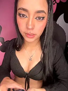 Valenttina_LS - naked for 5 min
