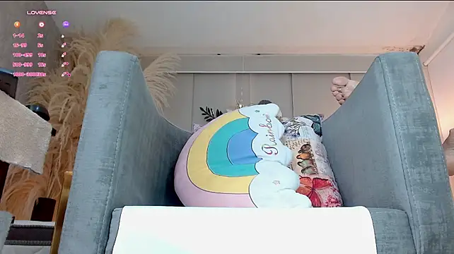 Adara_le - 4 fingers in the pussy