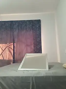 LatinaCalienteMilf - Show dance sexy and masturbacion!