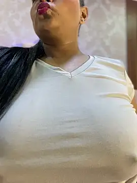 Sofia_xxx02 - zoom pussy