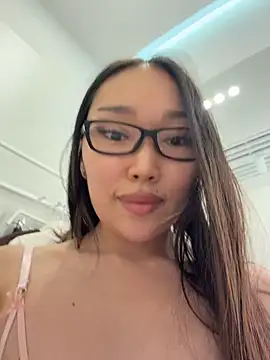 Trytomakememoam - PANTIES OFF ON THE MIRROR SHOW