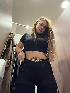 Lucy-joy - RUB PUSSY IN DOGGY pose