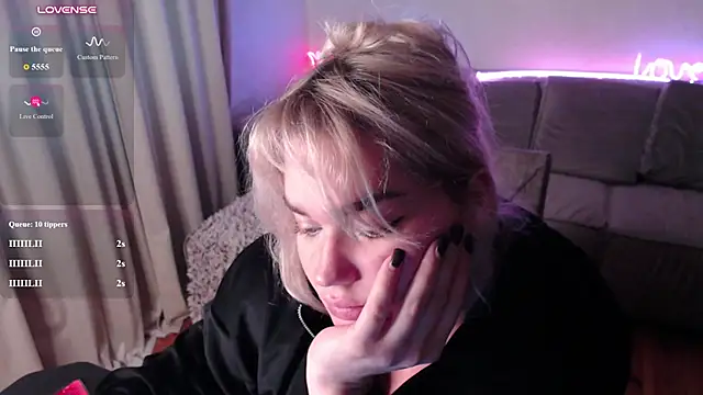 Mrs_kitty69 - SHOW BOOBS