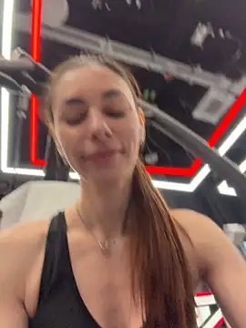 AmelieCrystal - show u my gym outfit >_<