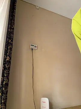 Nila-kel0 - Finger pussy hard