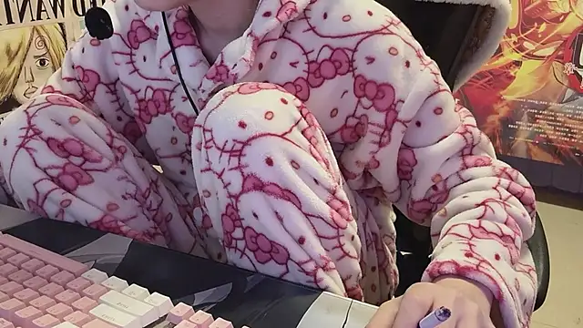 SNAKEgirlQAQ - 大家不要刷币 没有表演