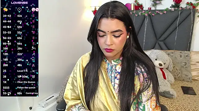 Lakshmiraniii - pussy fingering 💦 5 mint toy control