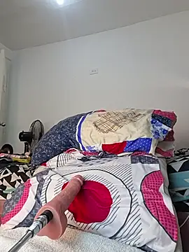 TaylorEvans_1 - PLAY PUSSY