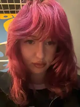 RonnieKiss - Suck dildo