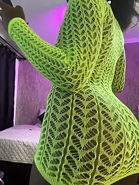 KarinaFlowers_ - naked+ play ass+ twerk