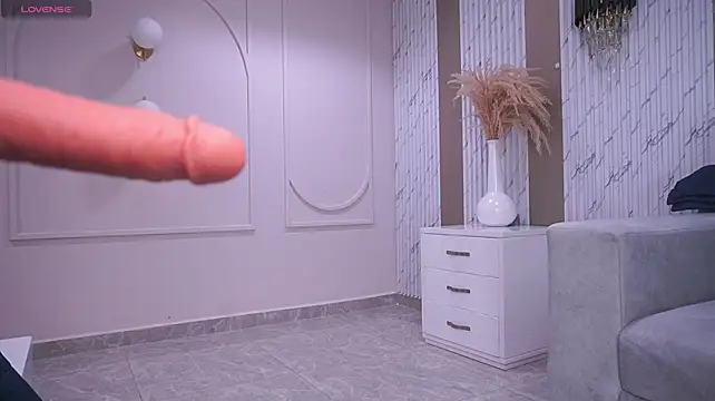 Eva-Apple - sloopy blow job with machine