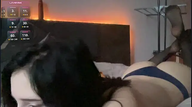 AlisonMilles - suck dildo