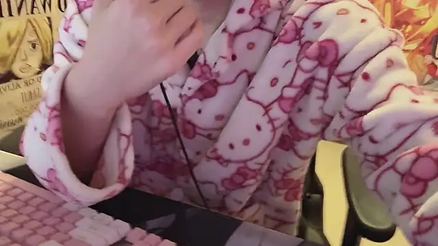 SNAKEgirlQAQ - 大家不要刷币 没有表演