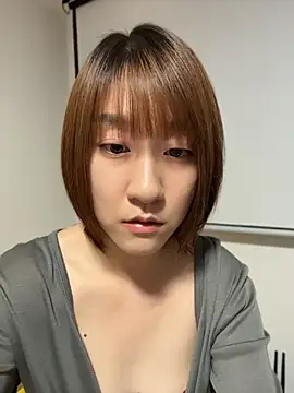 Judi-a - 买套装