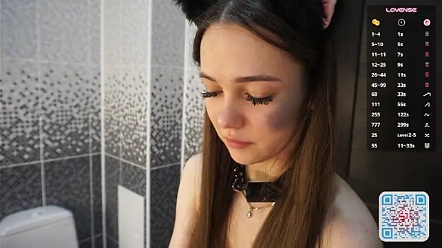 PearleKalmen - play with oil and water on my tits 💖