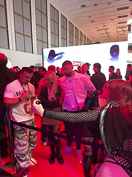 Danja_live - Stranger touch boobs