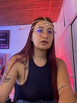 Valentinaa_amado - full naked+big squirt😈👄