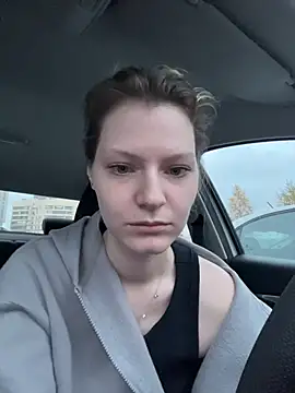 MaryHiggins - Playing with pussy