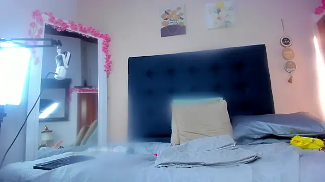 Helena_April - creamy ass hole 🍑🔥