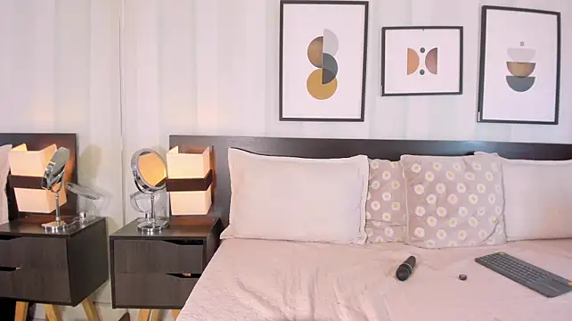 Lexis_Walker - squeeze boot