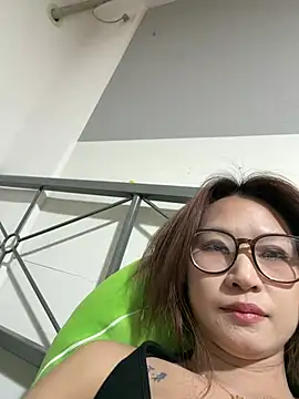 Xiaoyu-X - 小粉