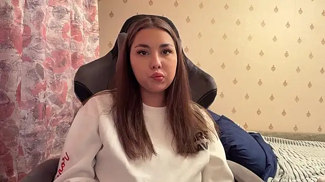 JanetPawlitschek - do you want to see my feet?
