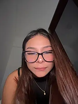 Amira_cute2 - BIG SQUIRT IN CUCUMBER 🥒