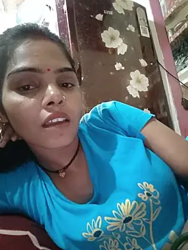 Kamini_hat