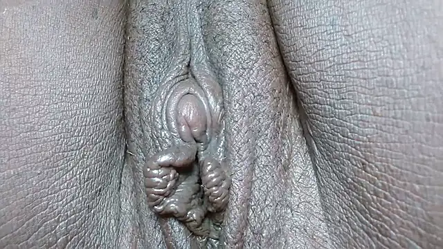 Morenahott1