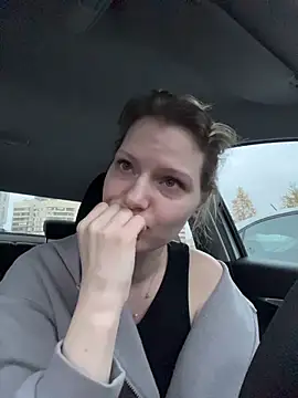 MaryHiggins - Playing with pussy