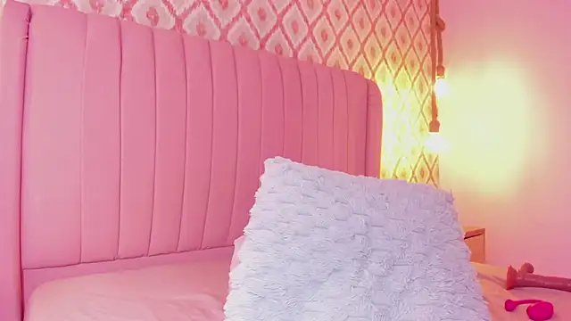 Clarise_hall3 - MY ASS NEED PLUG PLEASE